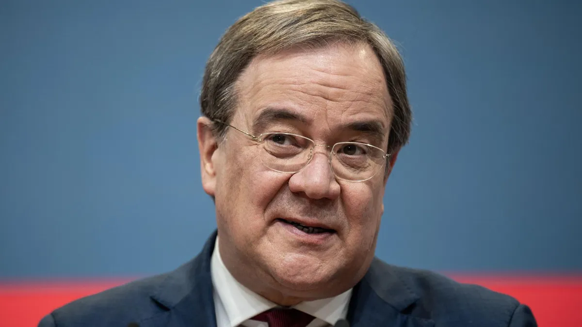 strack zimmermann laschet — DE news